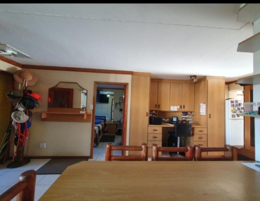 6 Bedroom Property for Sale in Hersham Western Cape